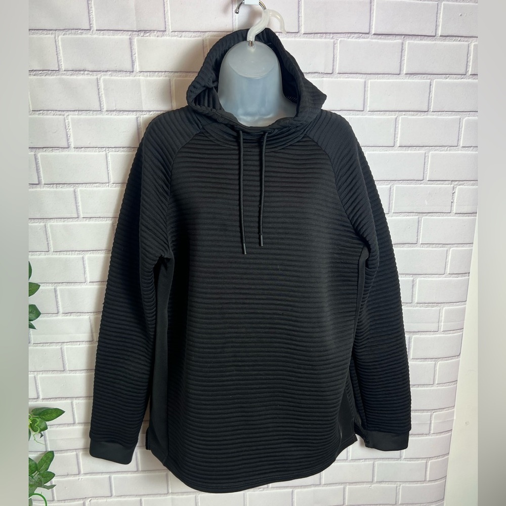 Women Black Hooded sweatshirt/size L